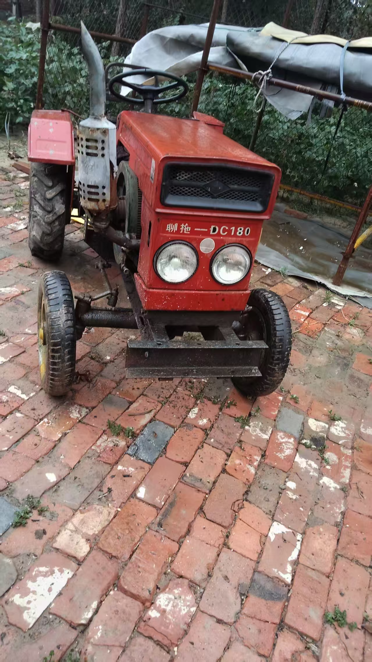 拖拉机（聊拖-DC180）包正常使用 ，闲置，现寄卖价格3000元，（15269